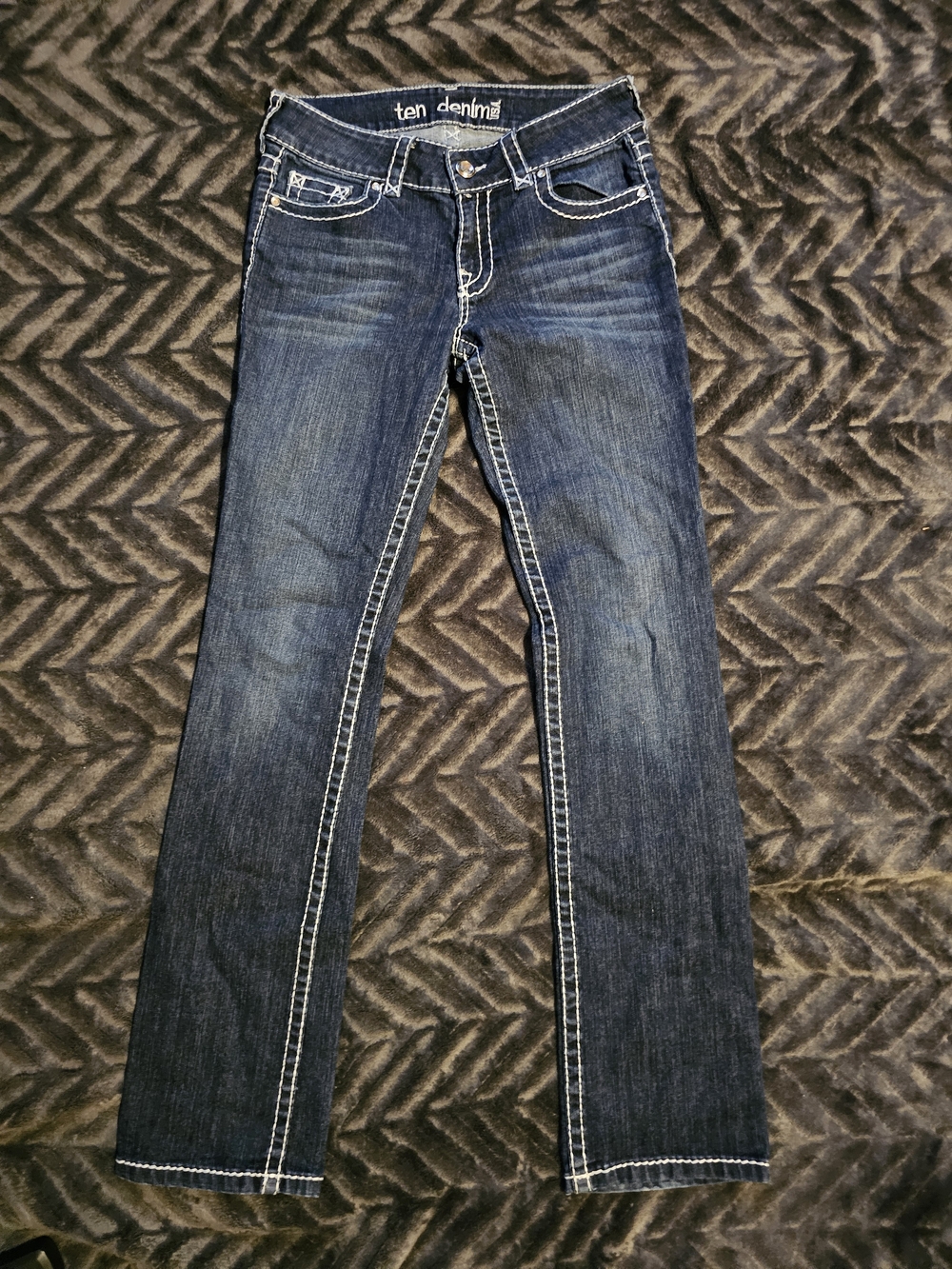 Ten Denim USA Bootcut Jeans Women's Size 7 Dark Wash Embellished Stretch